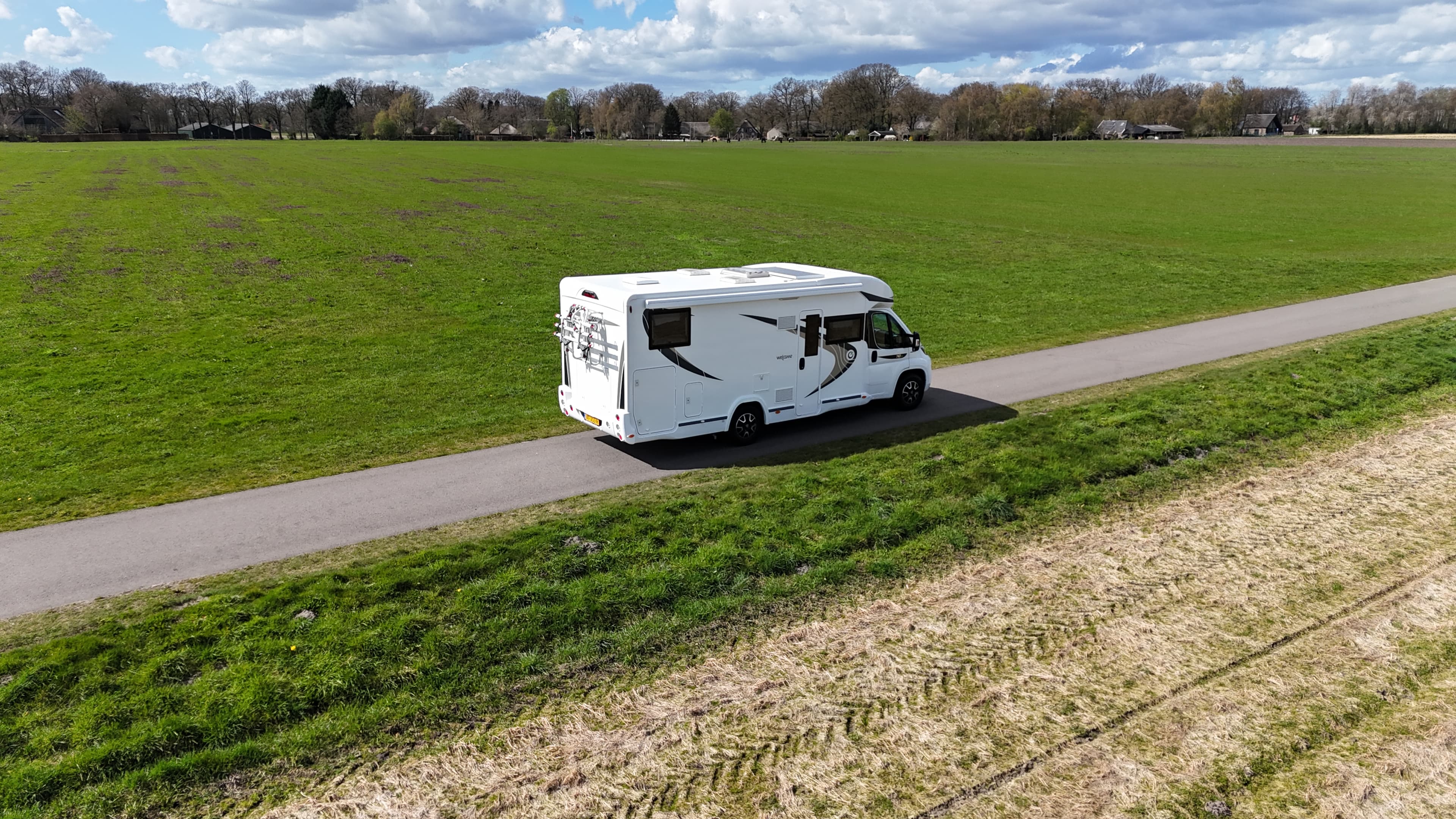 Chausson Welcome 747 exterieur foto 2